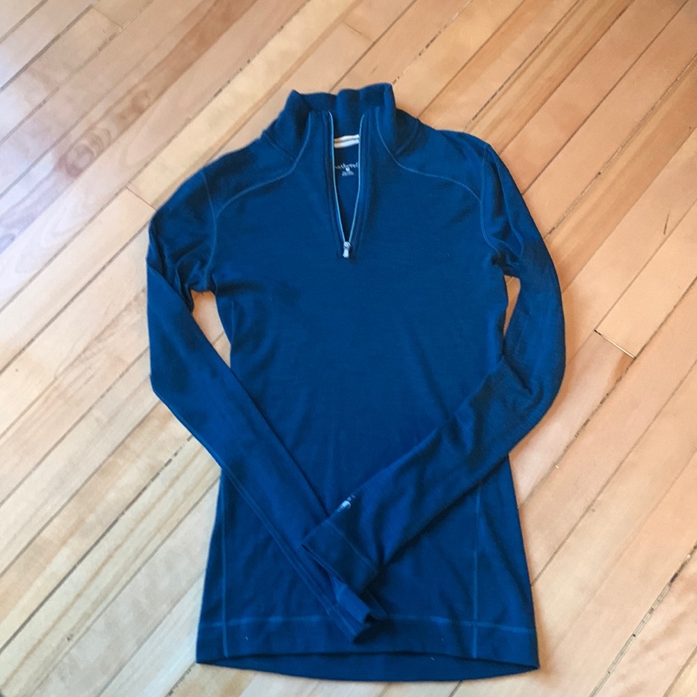 Women’s Smartwool merino wool 1/4 zip.